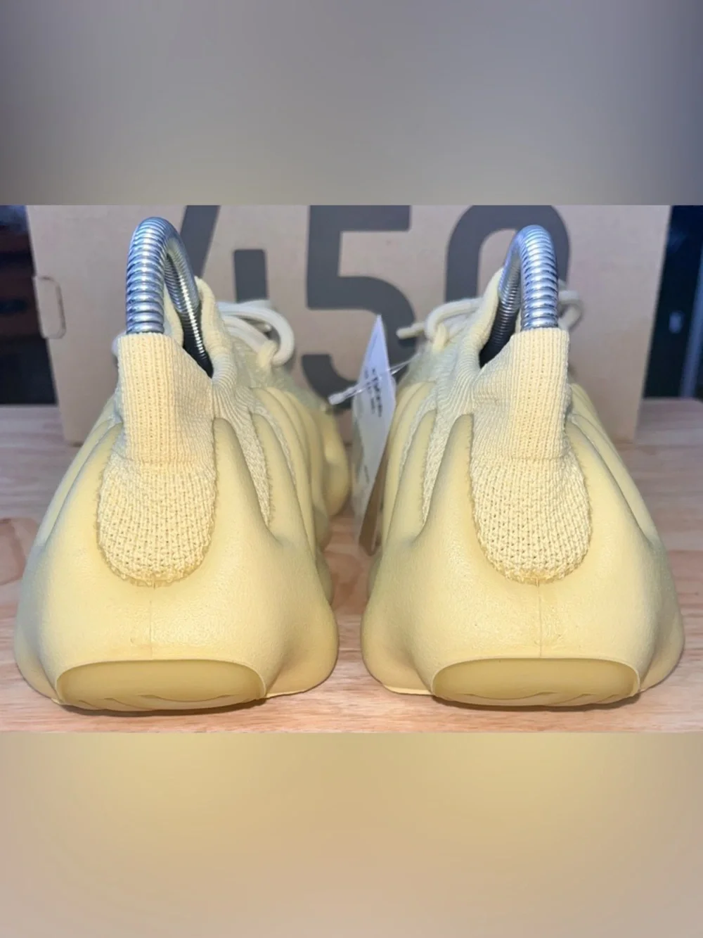 adidas Yeezy 450 ‘Sulfur’ - Picture 4 of 8